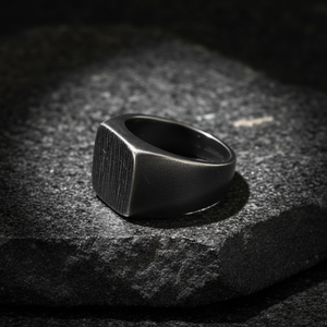 Ανδρικό Δαχτυλίδι Μαύρο - Δεύτερη Γωνία